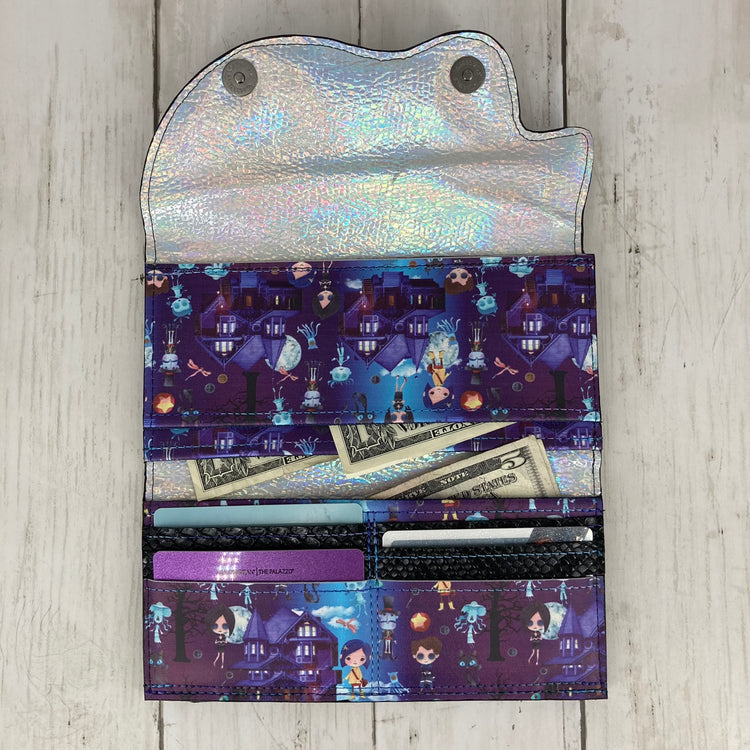 Ymir Skull Wallet (Coraline, White Eyes)