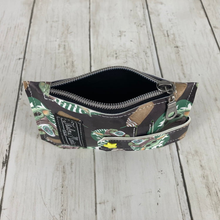 Pocket Pal (Baby Alien & Coffee)