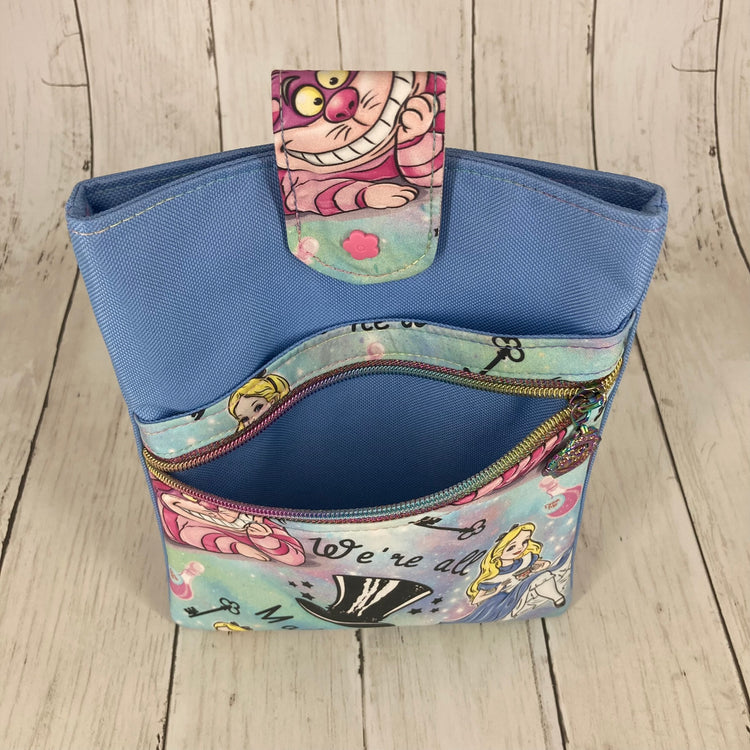 Book Sleeve With Pockets (Alice in Wonderland)