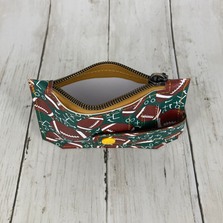 Pocket Pal (Football, Green Background)