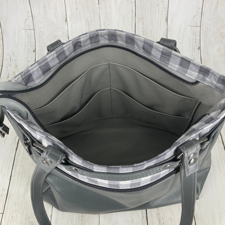 Momexa Handbag (Grey & Plaid)