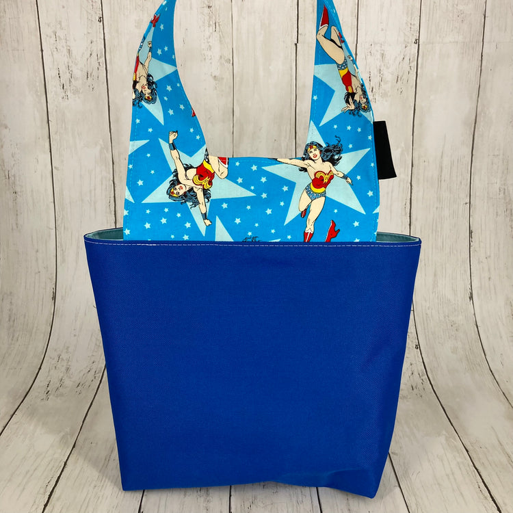 Car Trashcan Bag (Wonder Woman, Blue)