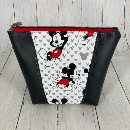 Trash to Treasure Pouch (Mr. Mouse, Black/Grey)