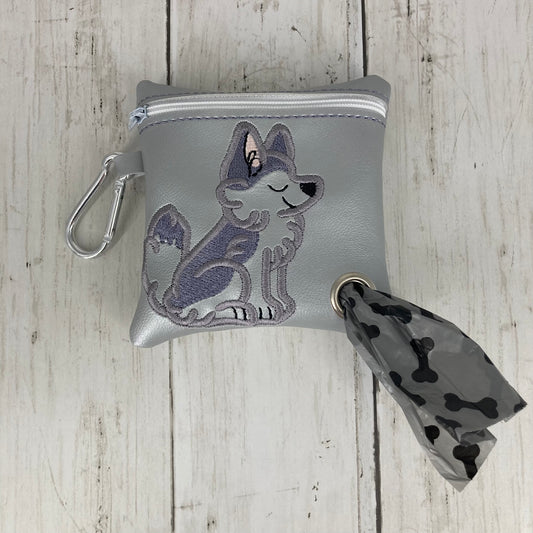 Dog Poo Bag Holder (Huskie, Grey/White)