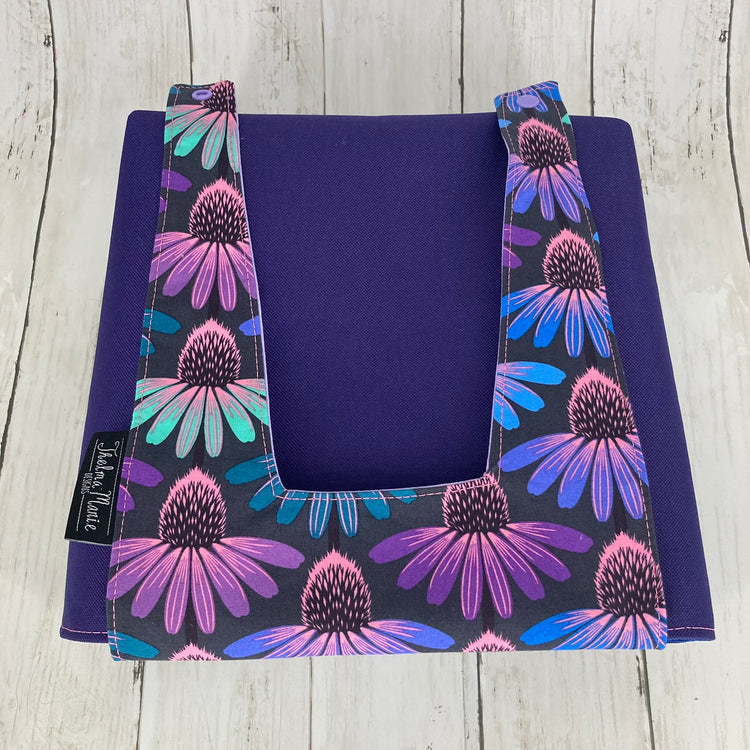 Car Trashcan Bag (Daisies, Blue/Purple)