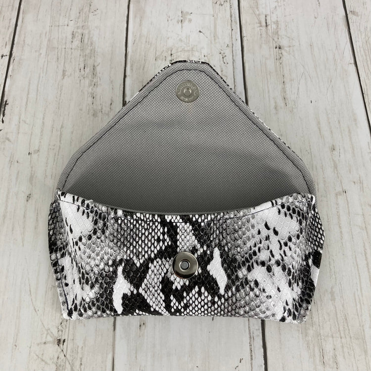 Eye Glasses Case (Black/White Snakeskin)