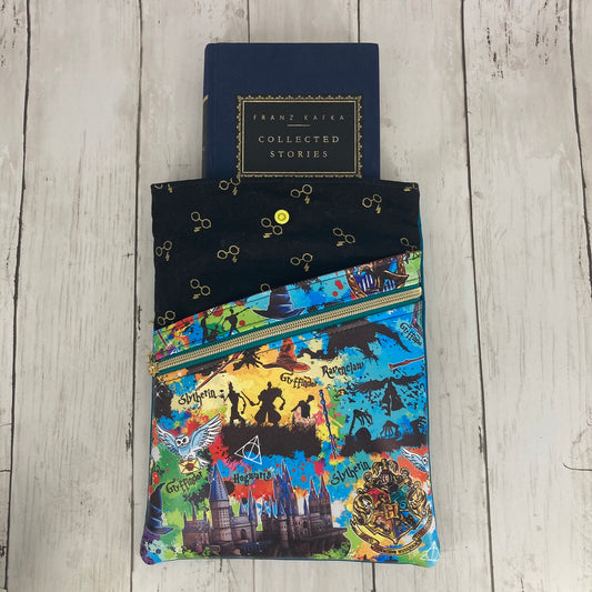Book Sleeve With Pockets ("Harry Potter" Houses & Glasses)