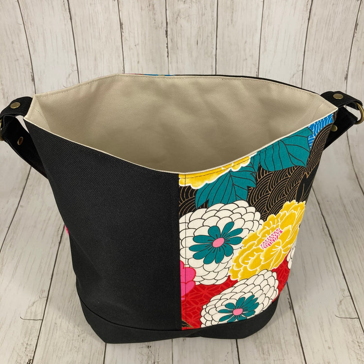 Bonnie Bucket Bag (Floral & Black)