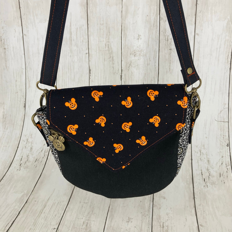 Acacia Crossbody Bag (Halloween Mouse)