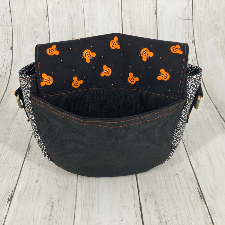 Acacia Crossbody Bag (Halloween Mouse)