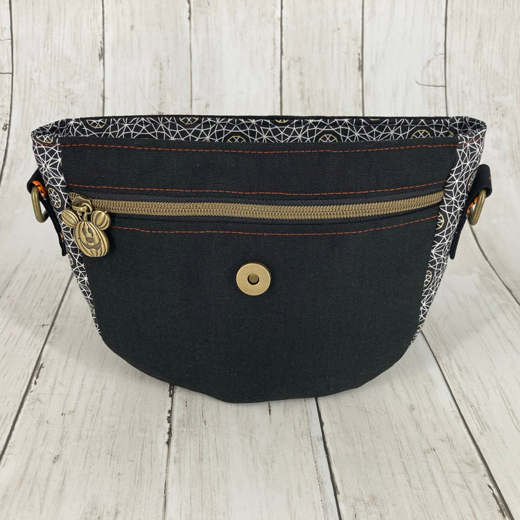 Acacia Crossbody Bag (Halloween Mouse)