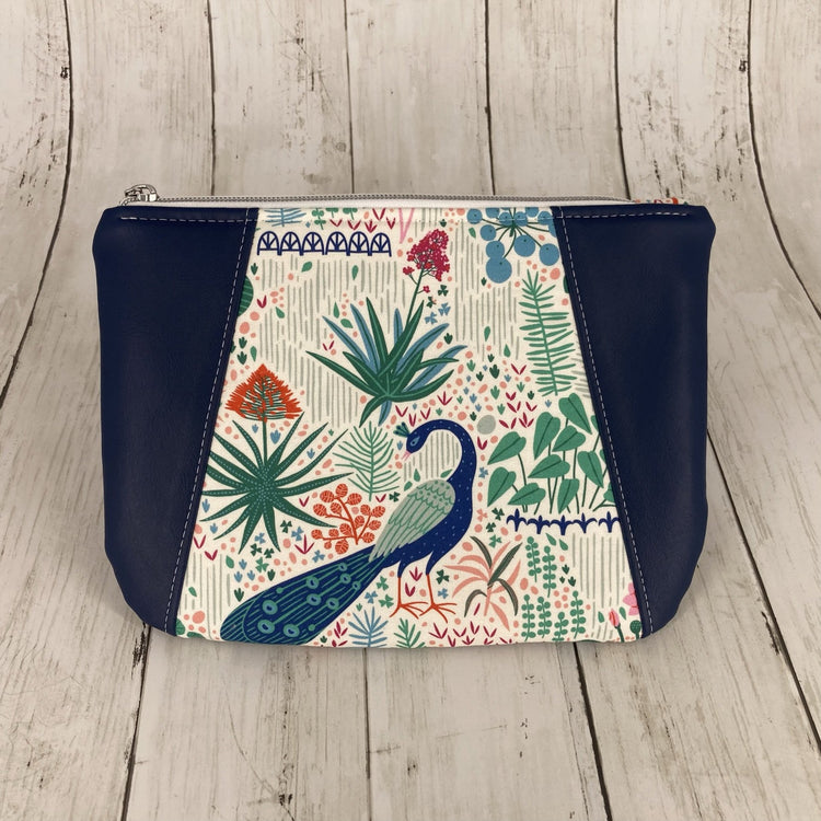 Sunshine Pouch (Peacocks)