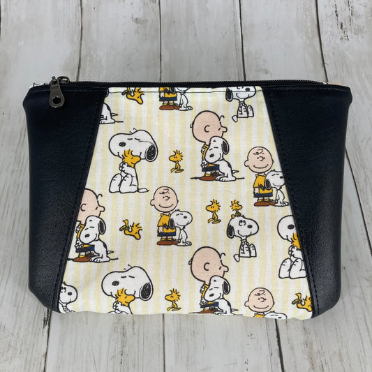 Sunshine Pouch (Charlie, Dog, and Bird)