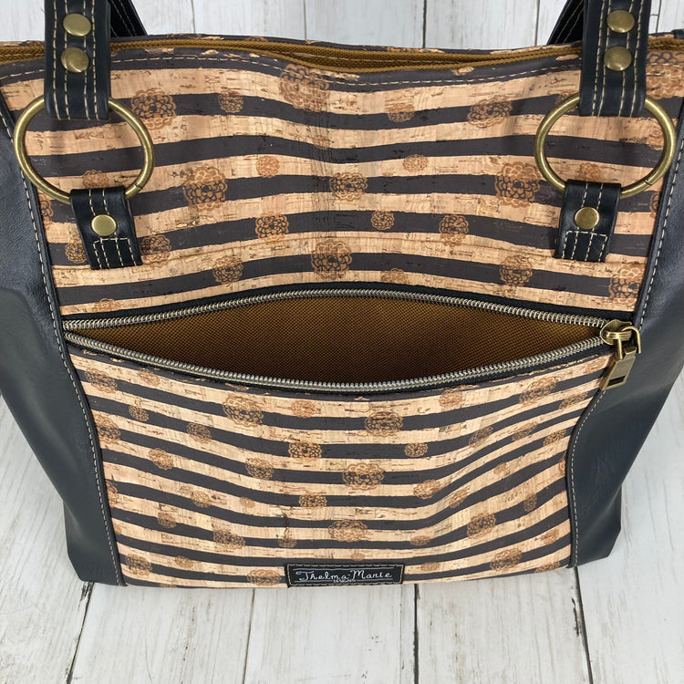 Muerqo Tote (Black & Striped Cork)